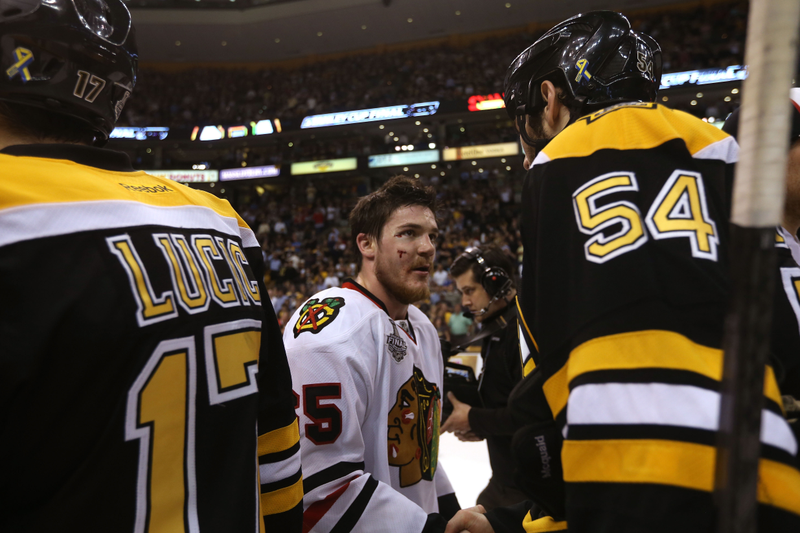 Illustration for article titled Andrew Shaw's Bloody Face Is The Face Of The Stanley Cup